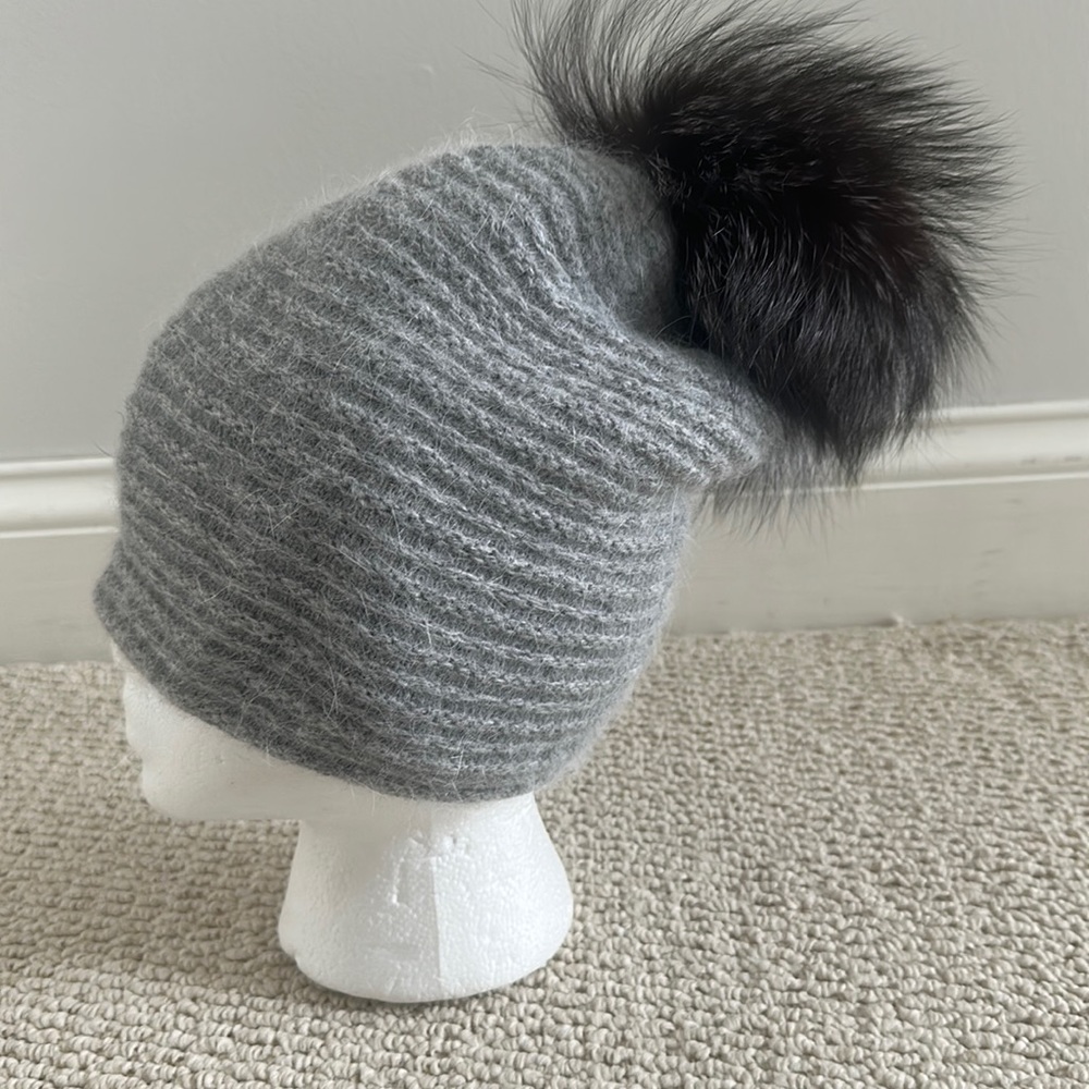 Vice Versa Wool raccoon fur pom pom Hat